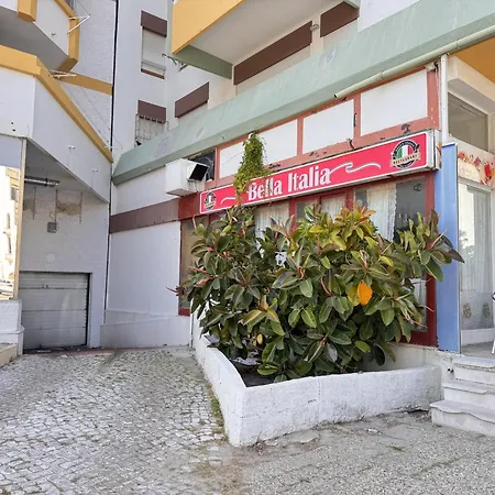 Apartment Cozy 2 By The Costa da Caparica